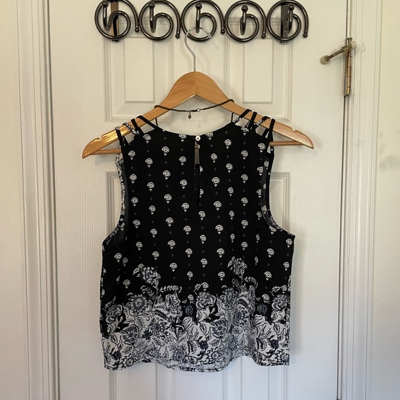 Retro A&F Black Printed Cage Shoulder Blouse - Picture 5 of 6